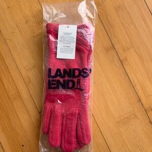 Lands' End Vibrant Berry Burst Fleece smart touch Gloves New in Package Medium
